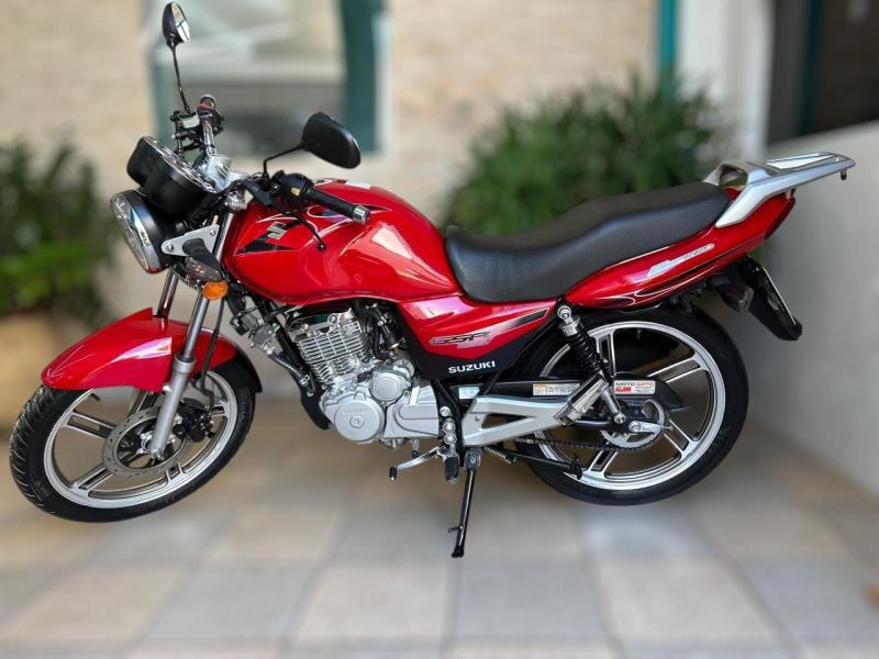 SUZUKI - GSR | Ano 2017