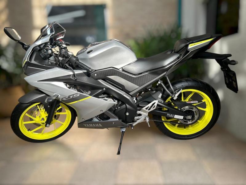YAMAHA - R15 | Ano 2024