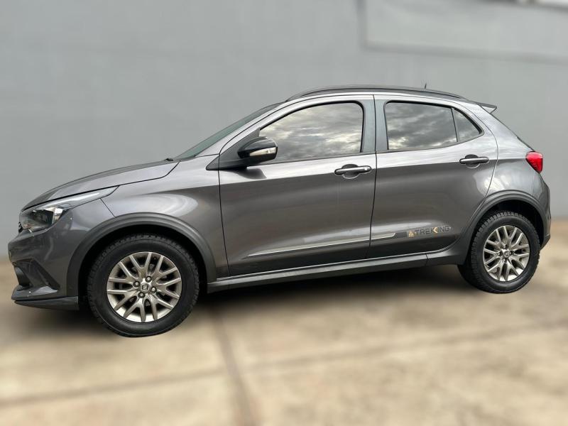 FIAT - TREKKING 8V | Ano 2020